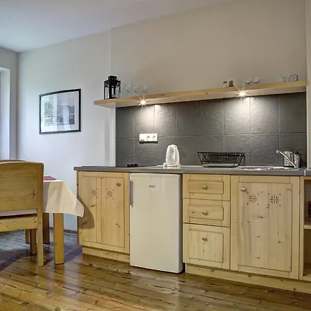 アパート Czarniakowka